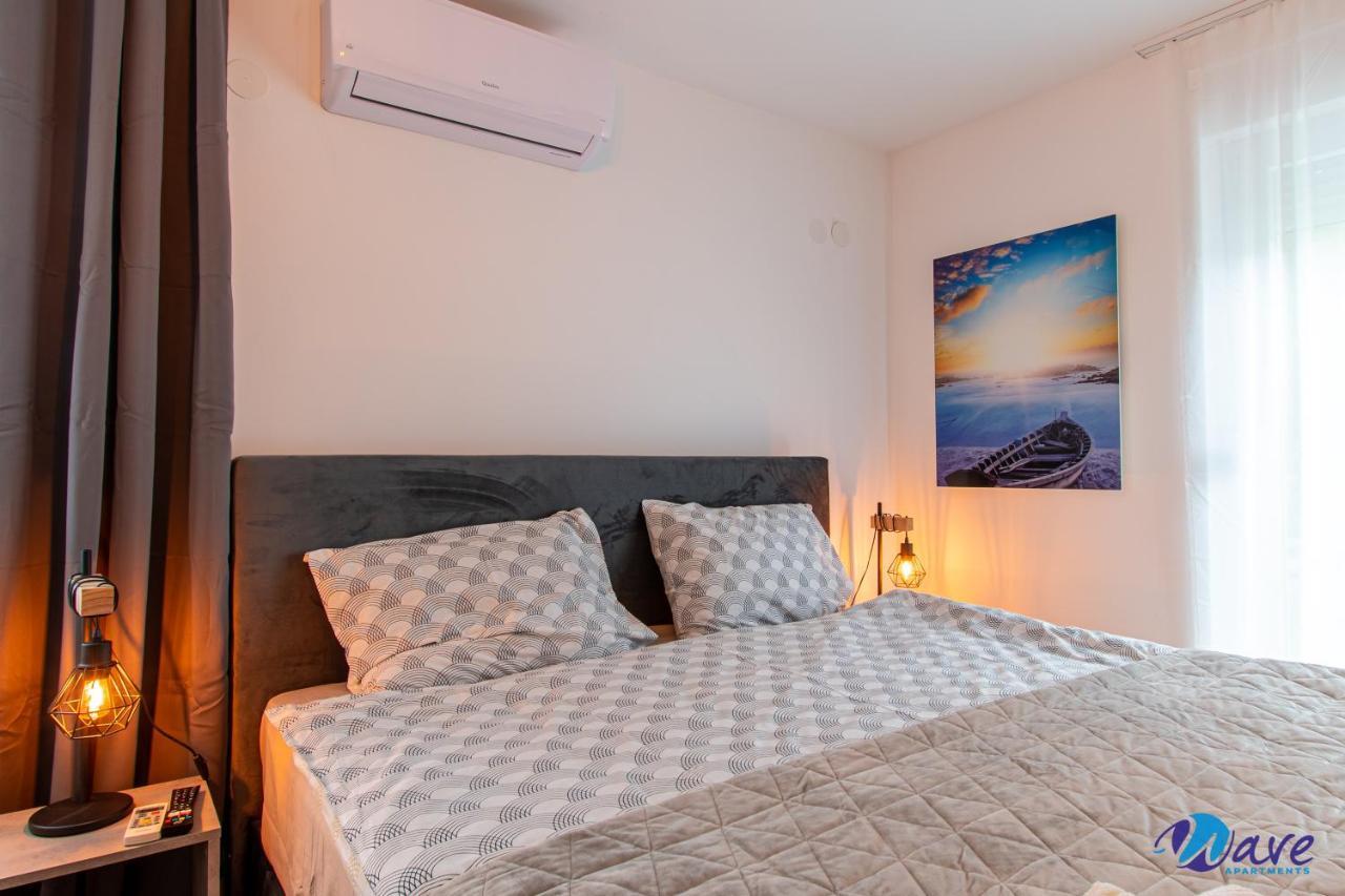 Two Bedroom Modern Apartment Near The Airport เวลิคาโกริตซา ภายนอก รูปภาพ