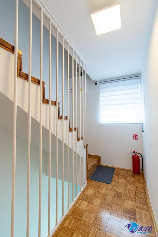 Two Bedroom Modern Apartment Near The Airport เวลิคาโกริตซา ภายนอก รูปภาพ