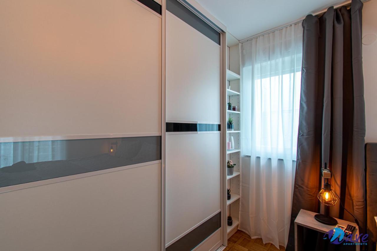 Two Bedroom Modern Apartment Near The Airport เวลิคาโกริตซา ภายนอก รูปภาพ